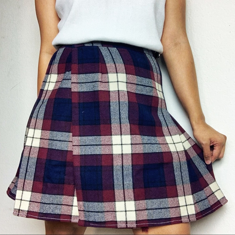 Vintage Laird-Portch Plaid Red Wool Pleated Skirt